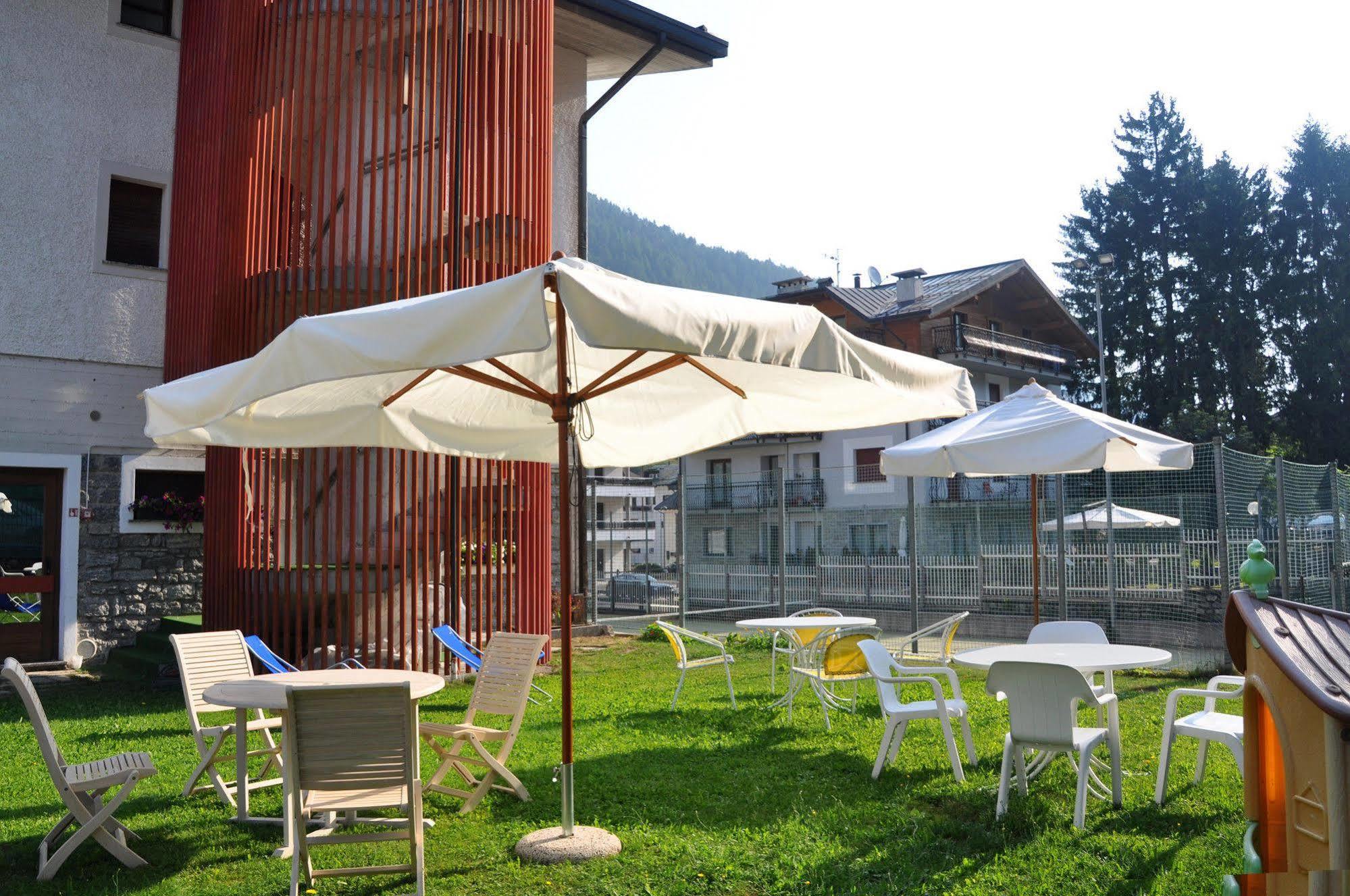 Residence Biancaneve Aprica Exterior foto